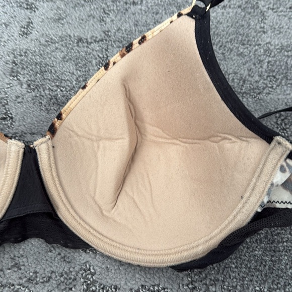 Natori‎ 38 C leopard bra - Picture 3 of 6